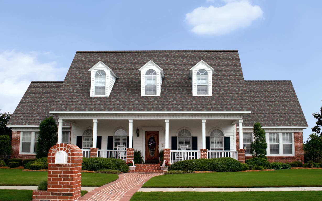 TDD_ColonialSlate_RGB_house_full_sky.jpeg